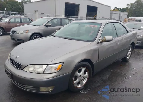 1999 Lexus Es 300 from USA, damaged, VIN JT8BF28G7X5058350